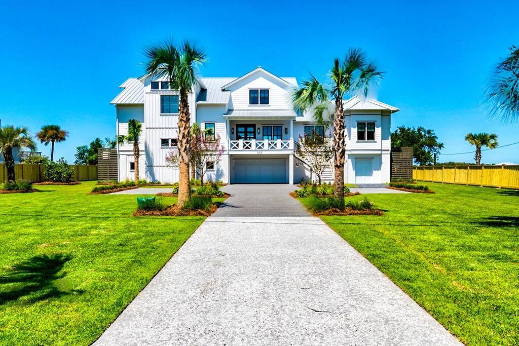New Waterfront Home With Deep Water Dock Isle of Palms Buitenkant foto